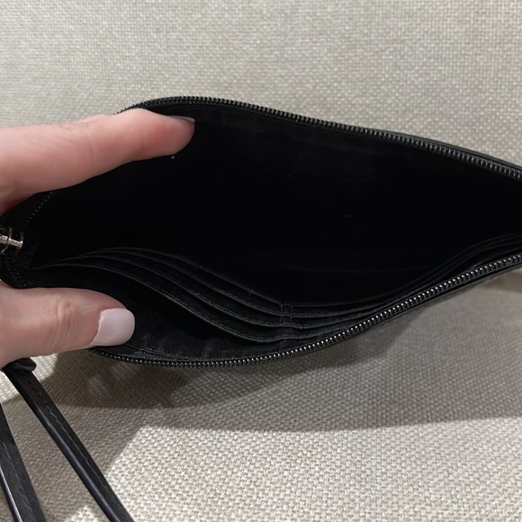 Black Coach wristlet with bow detail - Picture 3 of 3